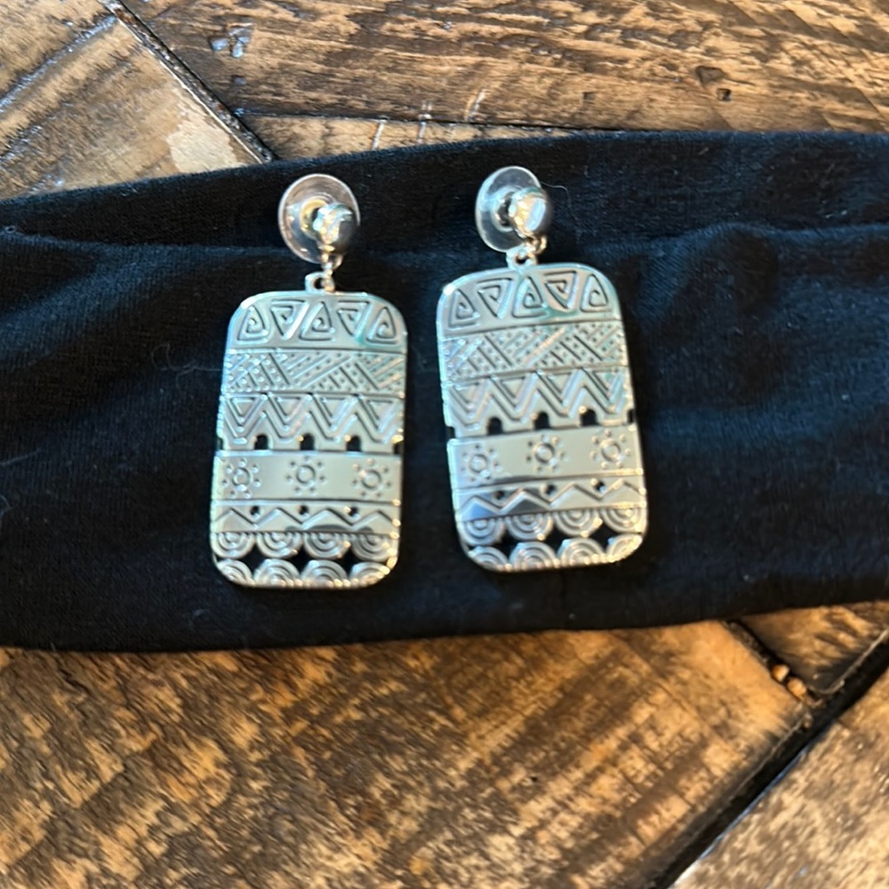 Women’s silver earrings